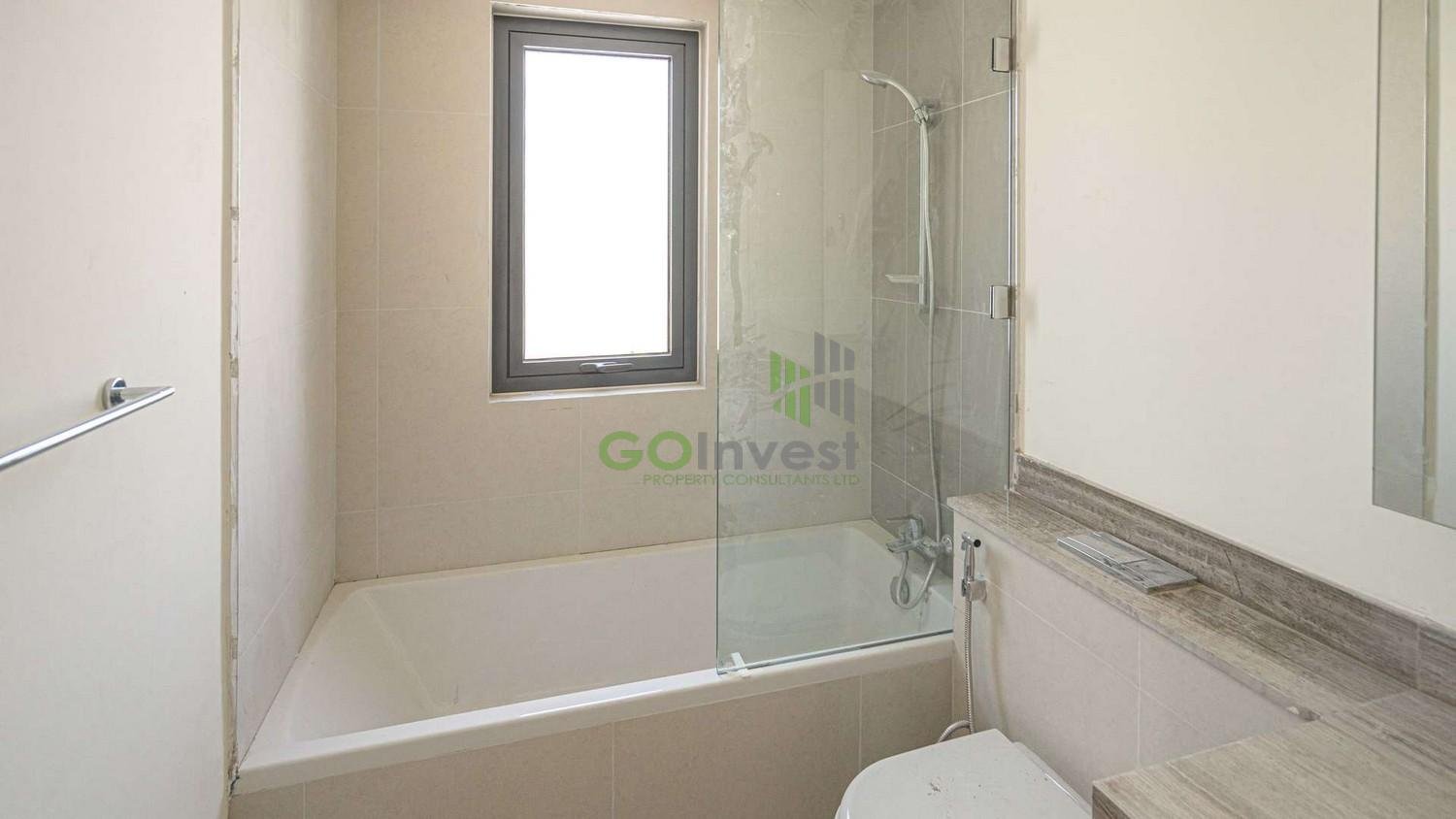 LP03182-74550f11d56e6ad77cf844b9b9fed255